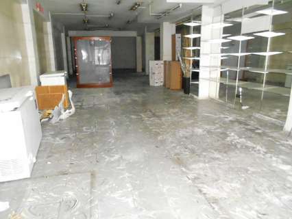 Local comercial en alquiler en Oliva