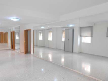 Local comercial en venta en Oliva