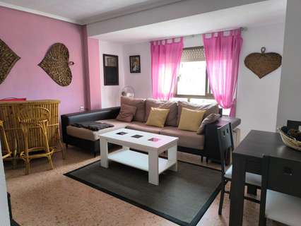 Piso en alquiler en Oliva