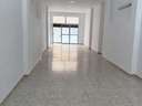 Local comercial en alquiler en Oliva