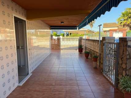 Planta baja en alquiler en Oliva