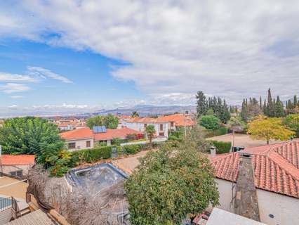 Casa en venta en La Zubia