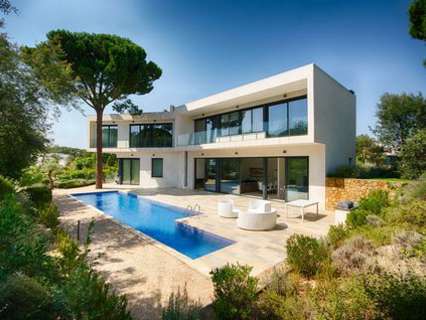 Villa en venta en Girona