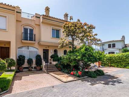 Villa en venta en Estepona