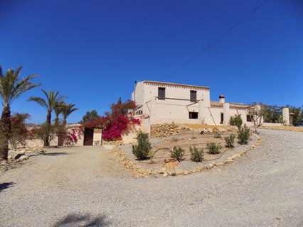 Villa en venta en Almería