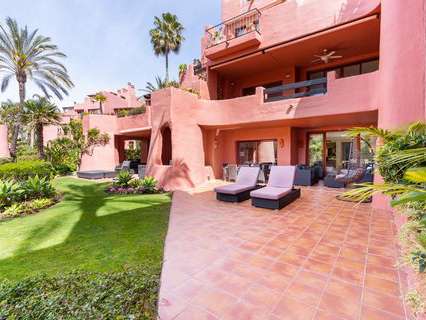 Villa en venta en Estepona