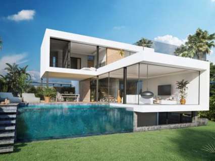 Villa en venta en Estepona