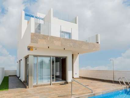 Villa en venta en Orihuela