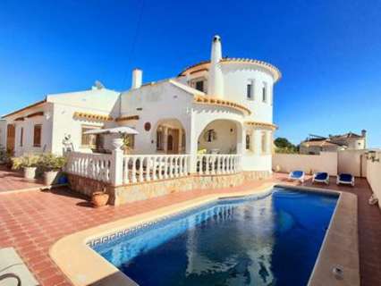 Villa en venta en Torrevieja