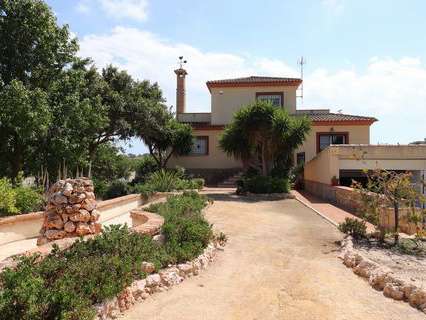 Villa en venta en Algorfa