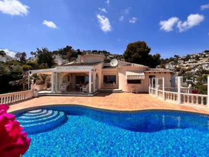 Chalet en venta en Teulada Moraira