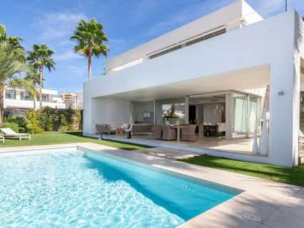 Villa en venta en Marbella