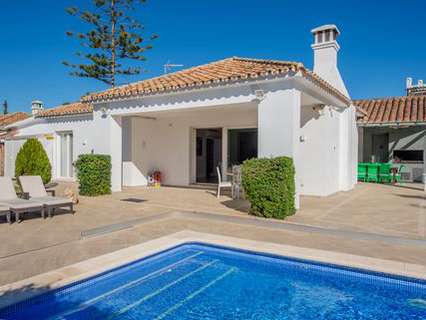 Villa en venta en Estepona