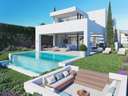 Villa en venta en Estepona