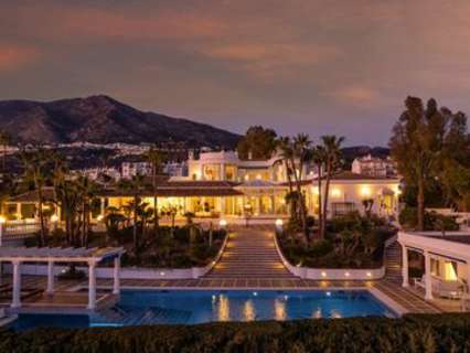 Villa en venta en Mijas