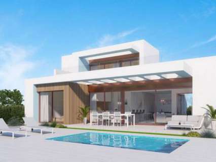 Villa en venta en Orihuela