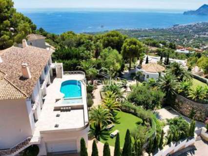 Villa en venta en Altea