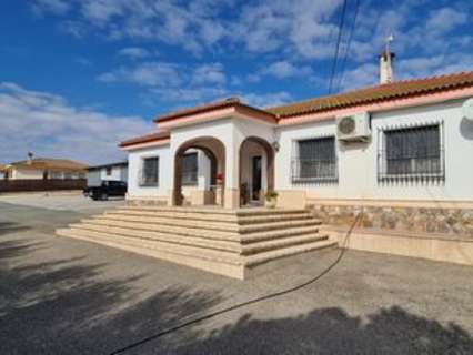 Villa en venta en Orihuela zona Orihuela-Costa