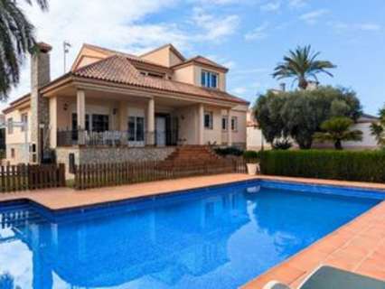 Villa en venta en San Pedro del Pinatar