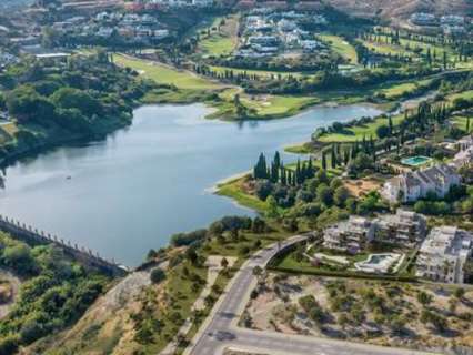 Villa en venta en Estepona