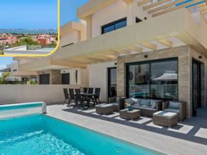 Villa en venta en Los Montesinos