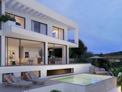 Villa en venta en Estepona