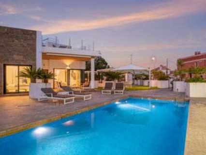 Villa en venta en Orihuela zona Orihuela-Costa