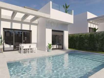 Villa en venta en Algorfa