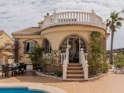 Villa en venta en Santa Pola