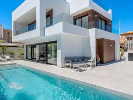 Villa en venta en Guardamar del Segura