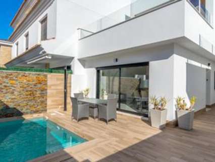 Villa en venta en San Pedro del Pinatar