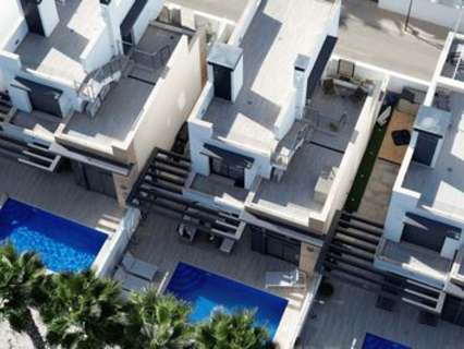 Villa en venta en Orihuela zona Orihuela-Costa