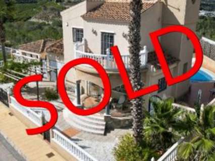 Villa en venta en San Miguel de Salinas