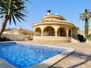 Villa en venta en Benijófar