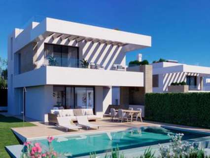 Villa en venta en Estepona
