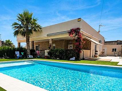 Casa en venta en Torrevieja rebajada