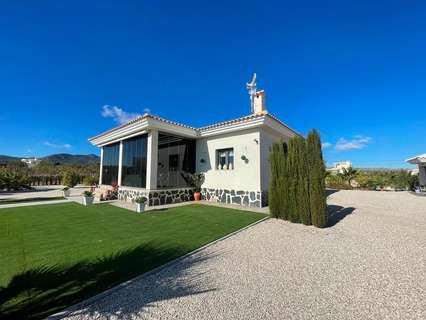 Casa en venta en El Pinós/Pinoso
