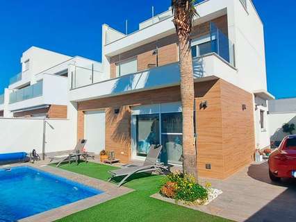 Chalet en venta en Pilar de la Horadada