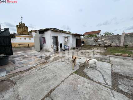 Casa rústica en venta en Carmona rebajada