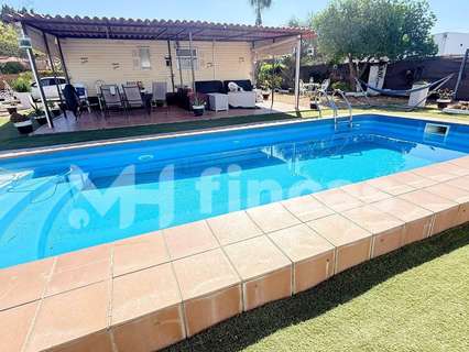 Casa rústica en venta en Dos Hermanas