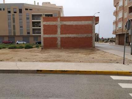 Parcela urbana en venta en Albatera