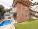 Chalet en venta en Alella