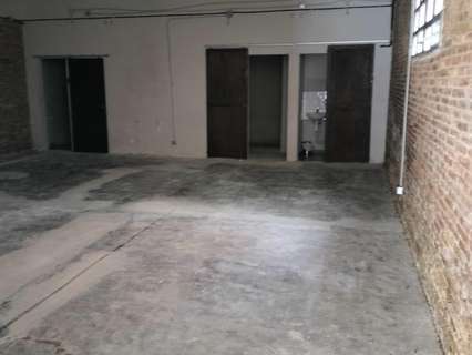 Local comercial en alquiler en Badalona