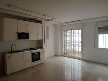 Local comercial en alquiler en Badalona