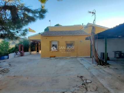 Chalet en venta en Hondón de las Nieves