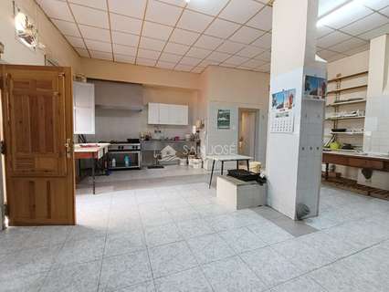 Local comercial en venta en Novelda