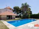 Chalet en venta en Salou