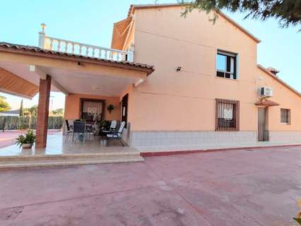 Chalet en venta en Albatera