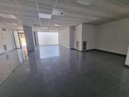 Local comercial en venta en Palau-solità i Plegamans