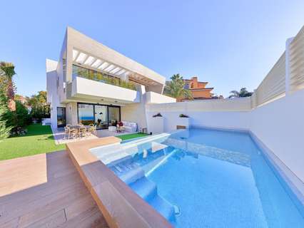 Casa en venta en Marbella, rebajada